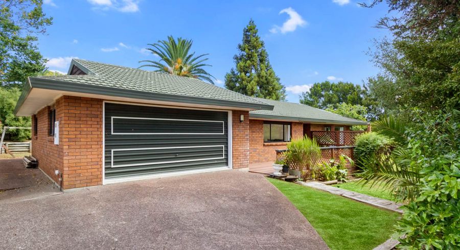  at 131F Parrs Cross Road, Glen Eden, Auckland