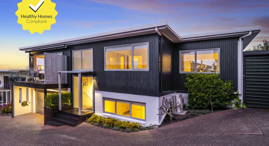  at 2/5 Marama Street, Castor Bay, Auckland