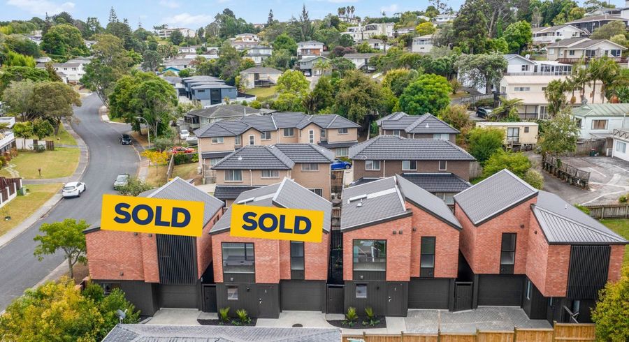  at 73C, 73D Salamanca Road, Sunnynook, North Shore City, Auckland