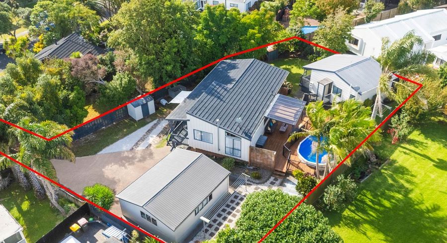  at 7A & 7 Gleneagles Grove, Wattle Downs, Manukau City, Auckland