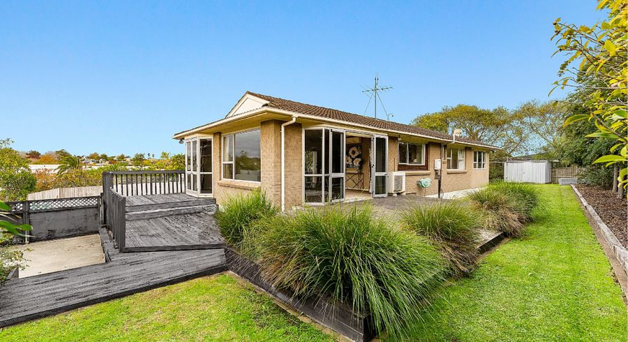  at 12 Towra Place, Botany Downs, Manukau City, Auckland