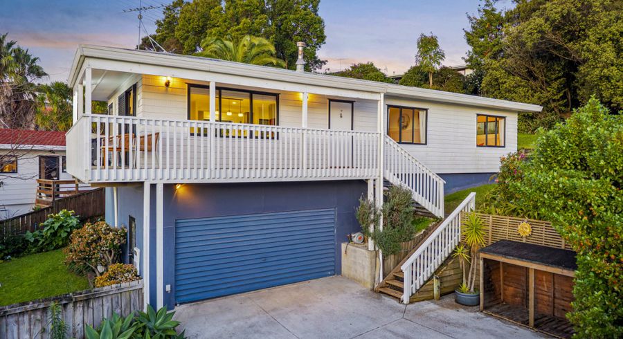  at 10 Emery Grove, Bayview, North Shore City, Auckland