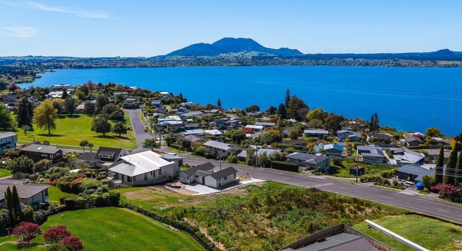  at 24 Wakeman Road, Acacia Bay, Taupo, Waikato