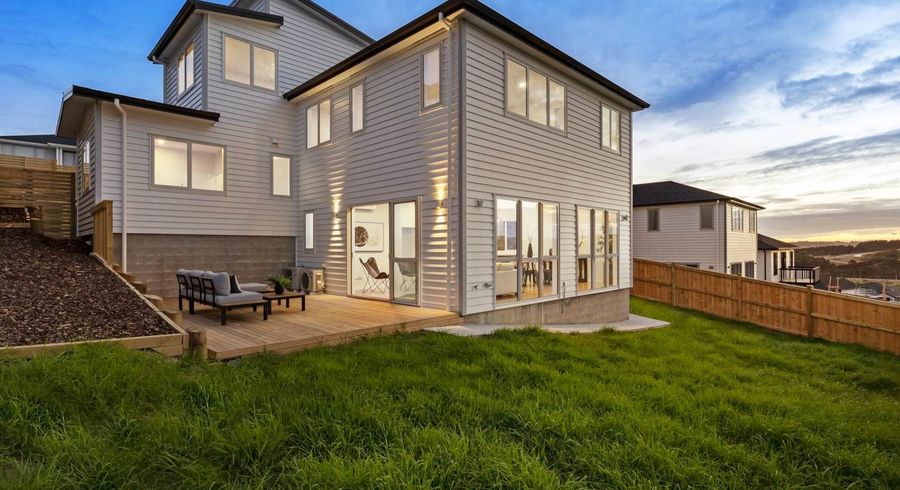  at 8 Takurua Terrace, Orewa, Orewa