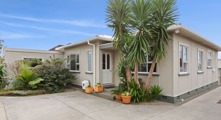  at 1/297 Carrington Street, Vogeltown, New Plymouth