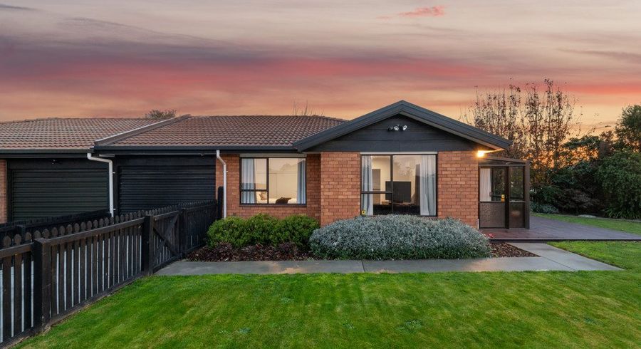  at 1/49 Cowes Street, Avondale, Christchurch City, Canterbury