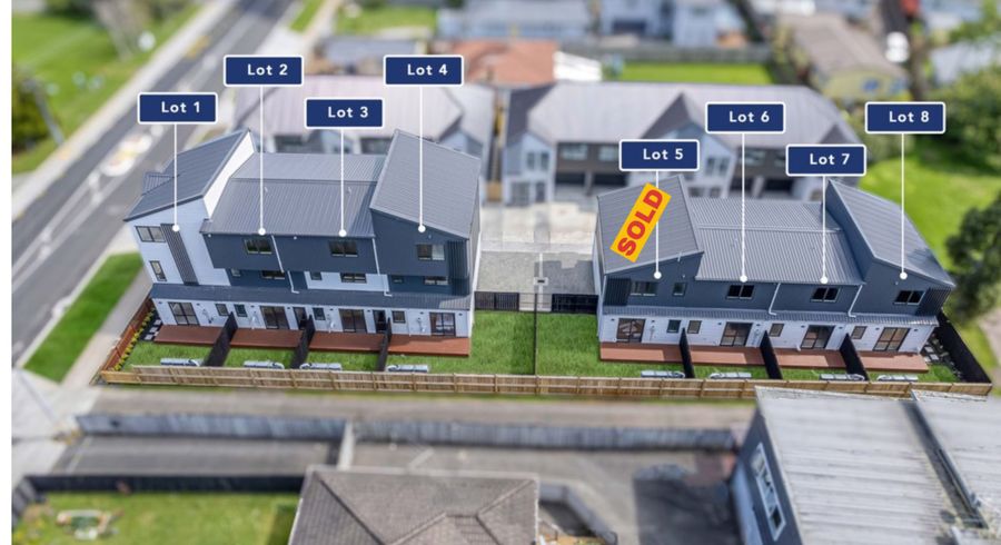  at Lot 7, 25 Taikata Road, Te Atatu Peninsula, Waitakere City, Auckland