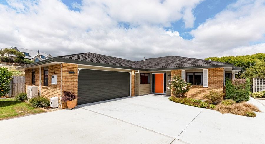  at 41 Clearwater Terrace, Brown Owl, Upper Hutt, Wellington