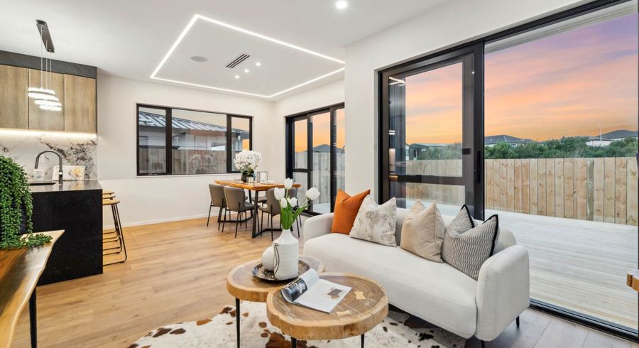  at 18 Adamson Road, Flat Bush, Manukau City, Auckland
