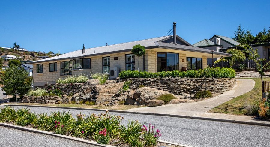  at 2 Hart Place, Alexandra, Central Otago, Otago