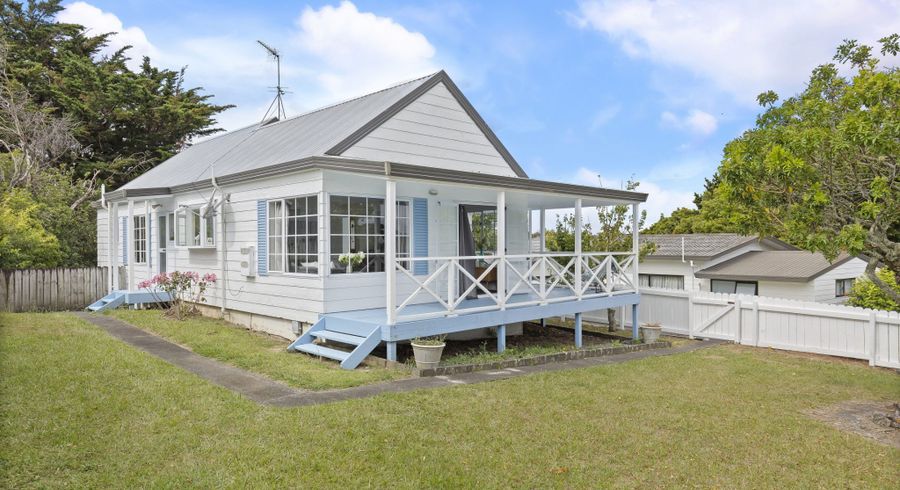  at 12 Coubray Place, Botany Downs, Manukau City, Auckland