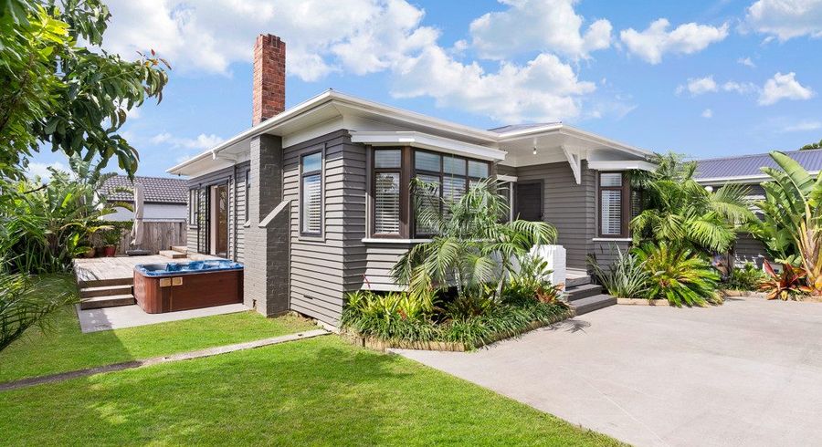  at 23 Oakley Avenue, Waterview, Auckland City, Auckland