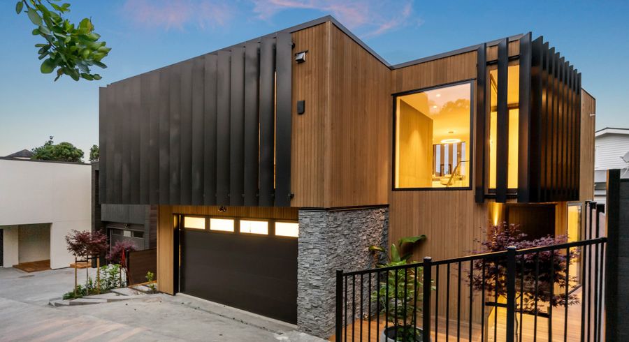  at 2/8 Westwood Terrace, Saint Marys Bay, Auckland City, Auckland