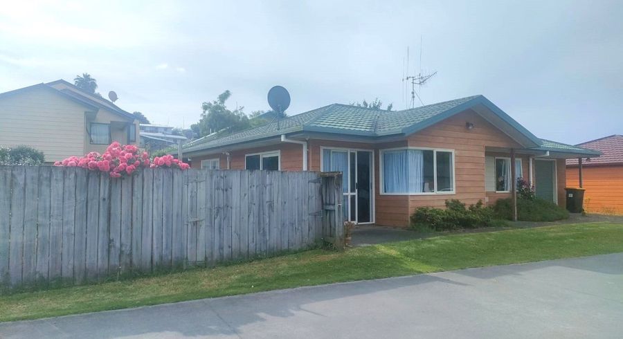  at Pohutukawa Way, Gate Pa, Tauranga, Bay Of Plenty
