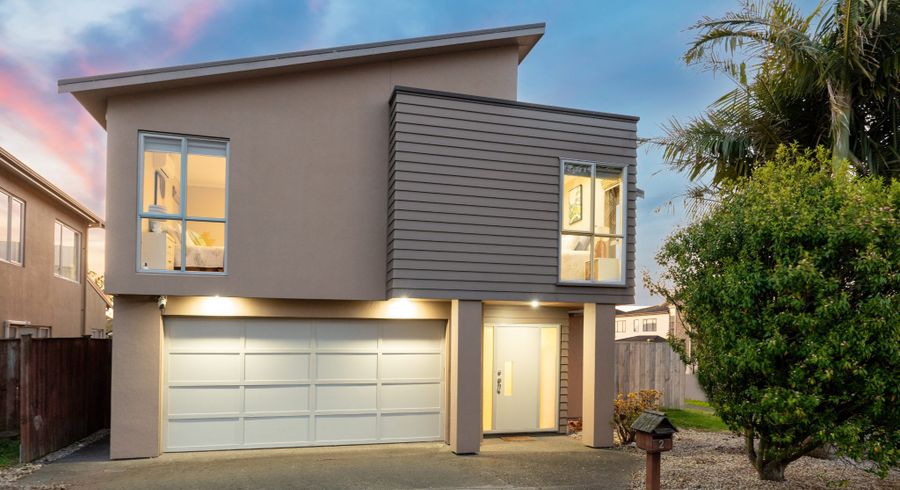  at 2 Janway Avenue, Flat Bush, Auckland