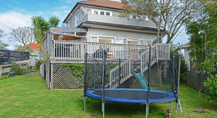 at 10 Puroto Street, Meadowbank, Auckland City, Auckland
