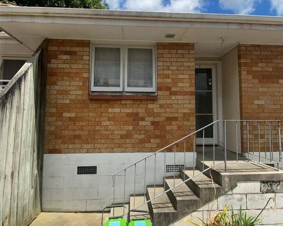  at 2/82 Huia Road, Papatoetoe, Manukau City, Auckland
