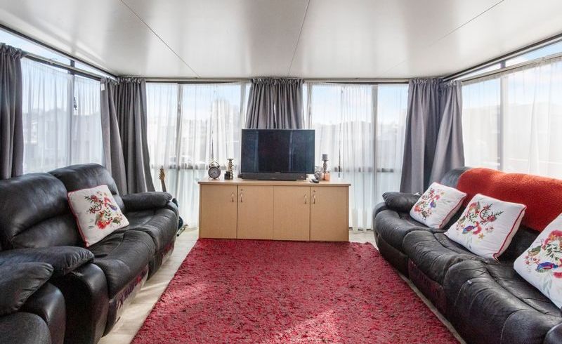  at 2 Hobart Crescent, Manurewa, Manukau City, Auckland