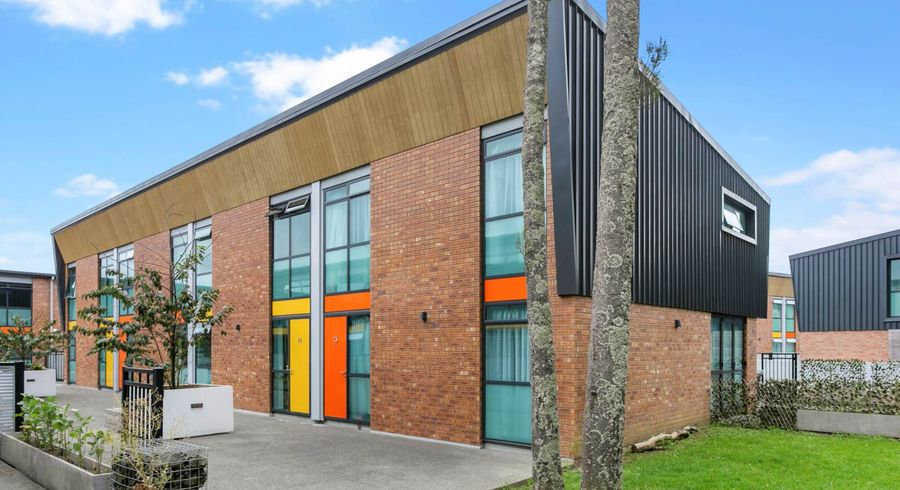  at 14/182 Flat Bush School Road, Flat Bush, Auckland