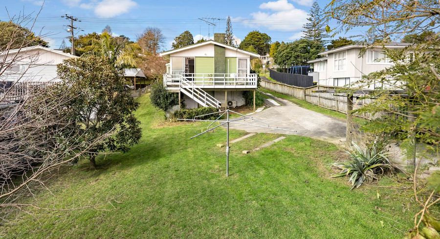  at 92 Archers Road, Glenfield, Auckland