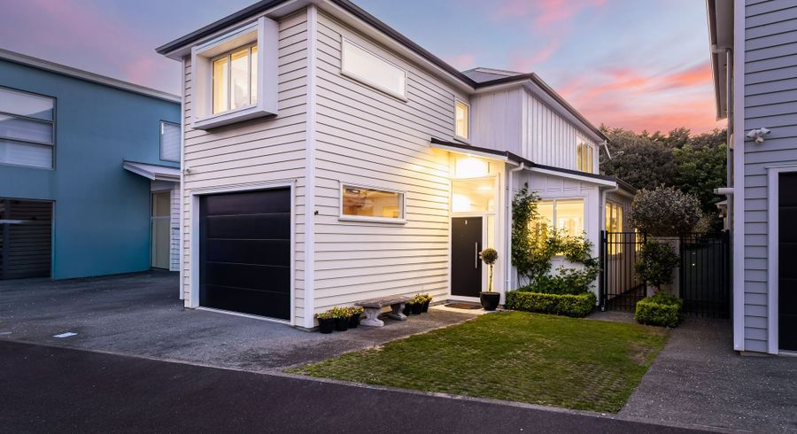  at 20 Glide Lane, Whitby, Porirua, Wellington