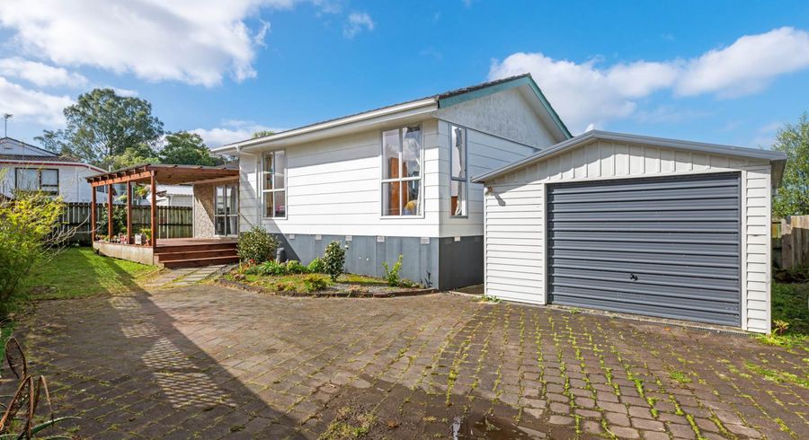  at 14 Ballial Place, West Harbour, Auckland