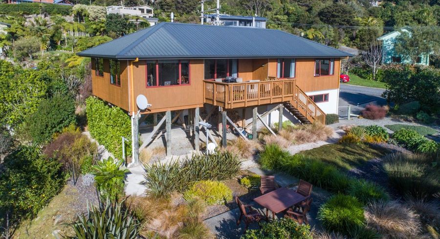  at 1 Field Terrace, Ōkiwi Bay