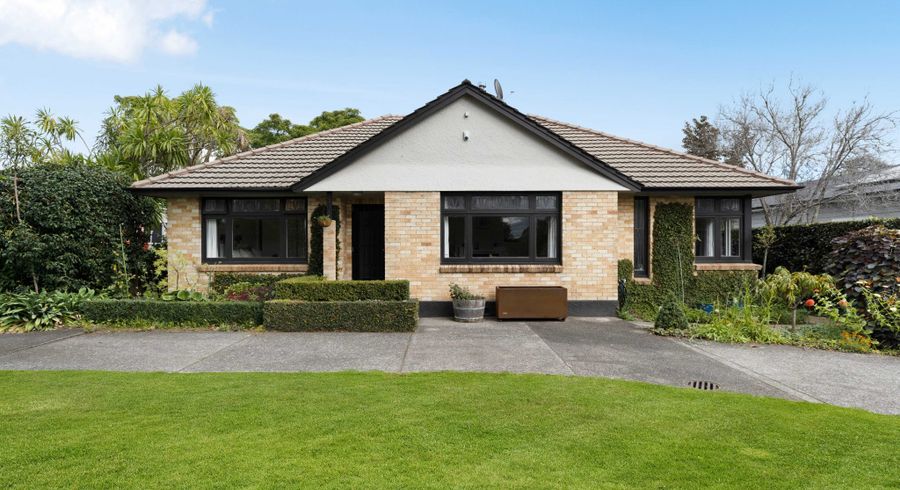  at 27 Nixon Street, Hamilton East, Hamilton