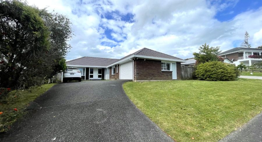  at 6 Veagh Place, Highland Park, Manukau City, Auckland