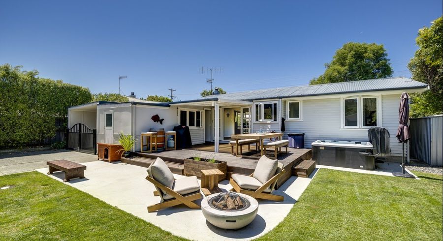  at 513 Main North Road, Bay View, Napier