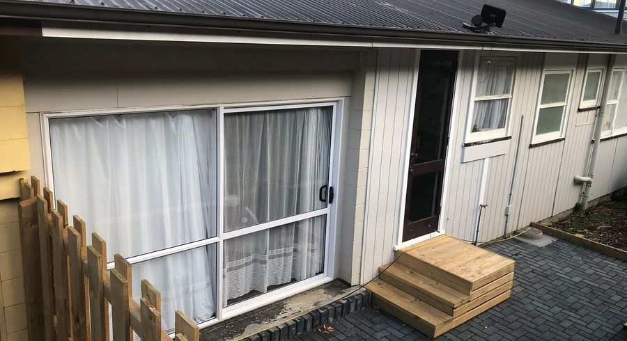  at 2/31 Abercrombie Street, Howick, Manukau City, Auckland
