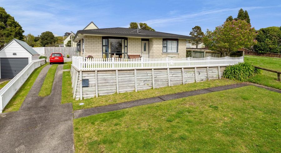  at 2/11 Te Ngaere Place, Merrilands, New Plymouth, Taranaki