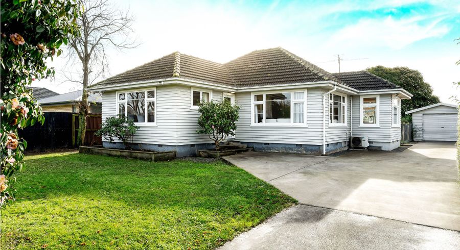 at 90 Northcote Road, Northcote, Christchurch