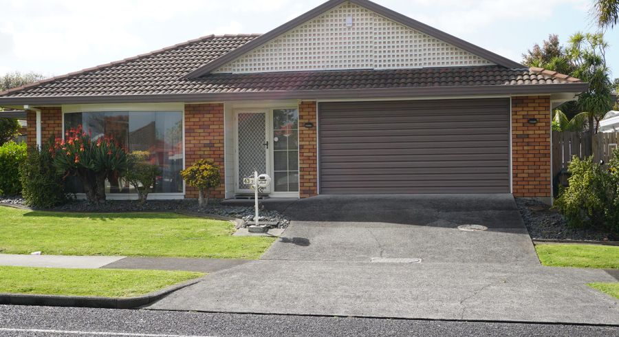  at 2/43 Kilimanjaro Drive, Howick, Manukau City, Auckland