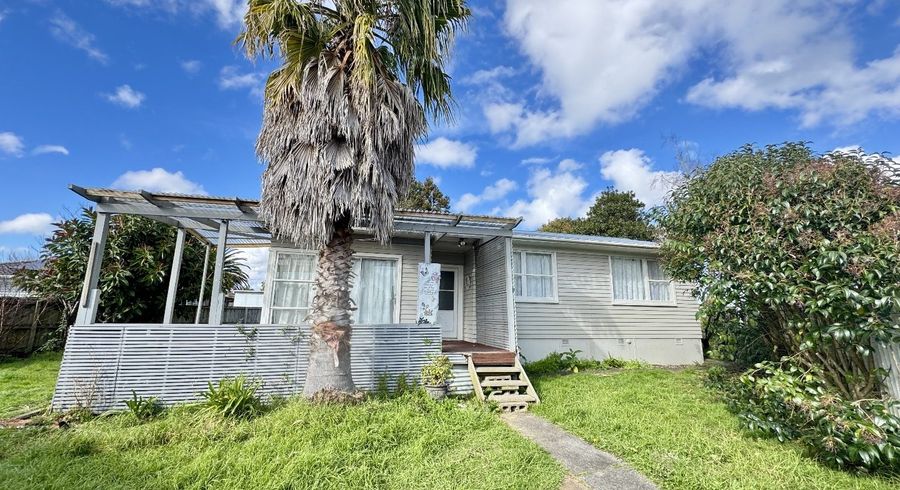 at 1/37 Milmay Road, Henderson, Waitakere City, Auckland