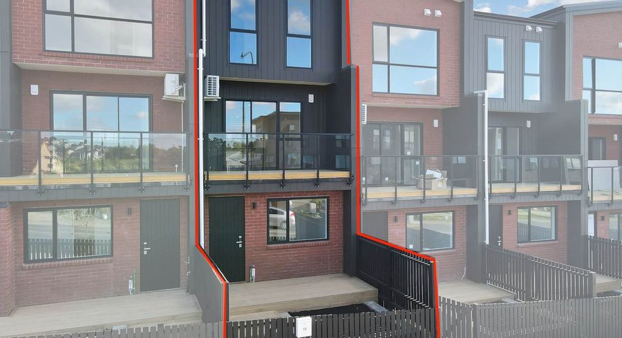  at 15 Papatahi Lane, Flat Bush, Manukau City, Auckland