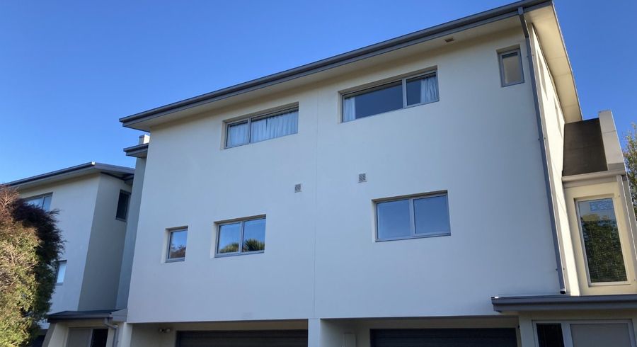  at 2 Kenilworth Street, Addington, Christchurch City, Canterbury