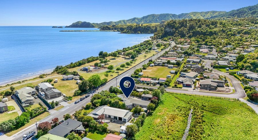  at 760 Abel Tasman Drive, Pohara