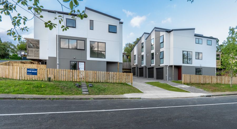  at Lot 4 / 2 Glenbervie Crescent, Massey, Waitakere City, Auckland