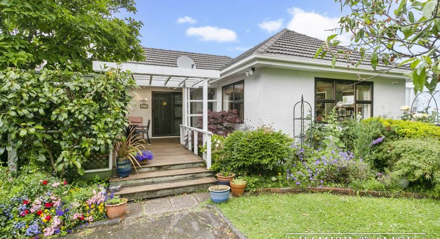  at 1/91 Saint Johns Road, Meadowbank, Auckland