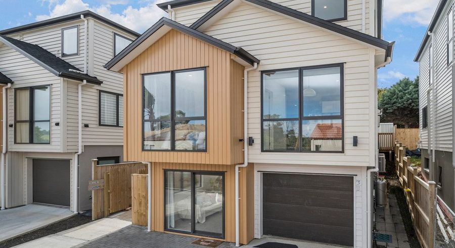  at 3B Kenmure Avenue, Forrest Hill, North Shore City, Auckland