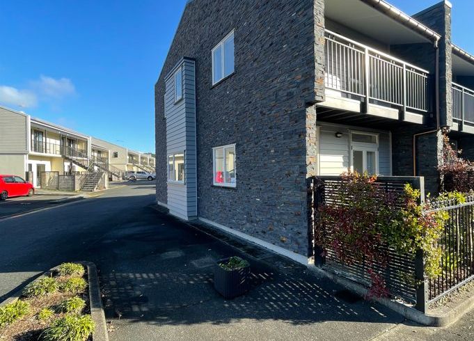 at 25/2 Cawley Street, Ellerslie, Auckland