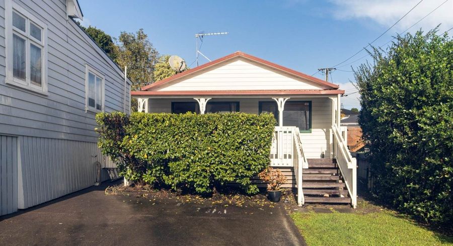  at 408A West Coast Road, Glen Eden, Waitakere City, Auckland