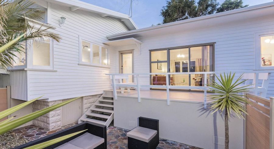  at 2/99 Selwyn Avenue, Mission Bay, Auckland City, Auckland