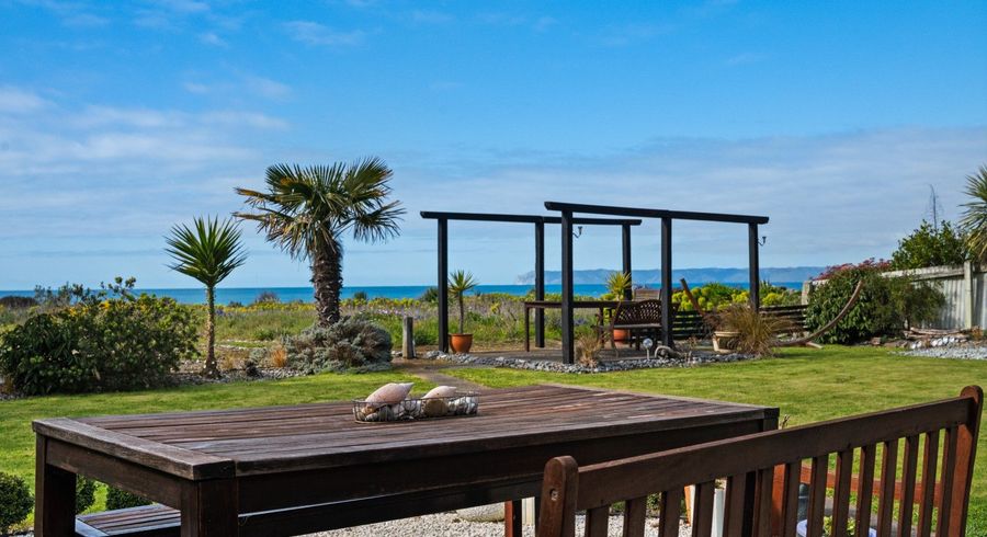  at 208 Rarangi Beach Road, Rarangi