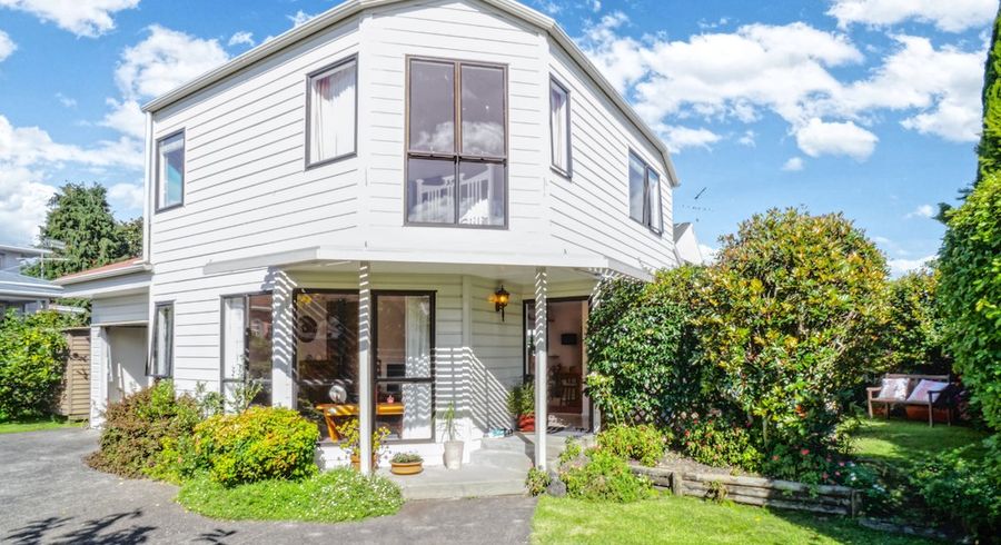  at 14 Matai Road, Greenlane, Auckland