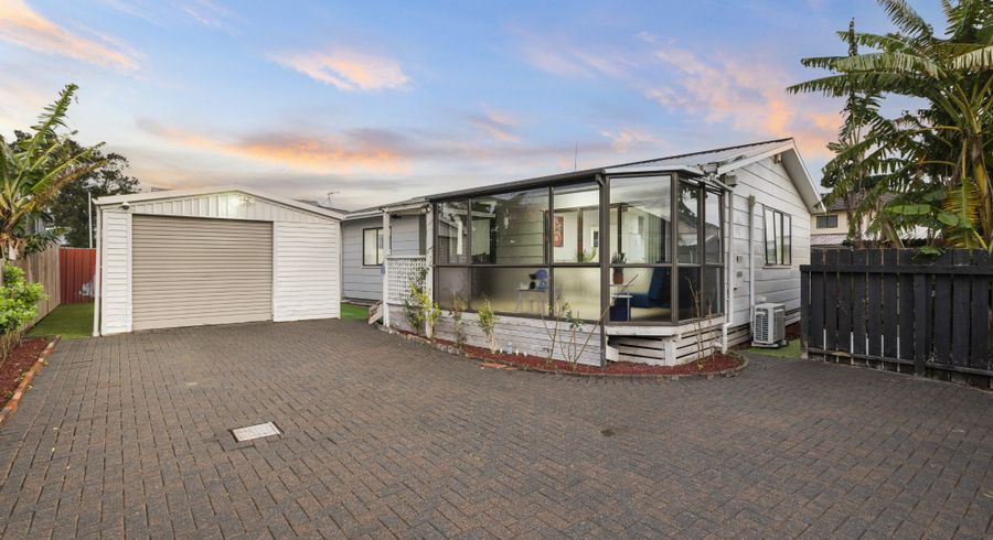  at 2/28 Caspar Road, Papatoetoe, Manukau City, Auckland