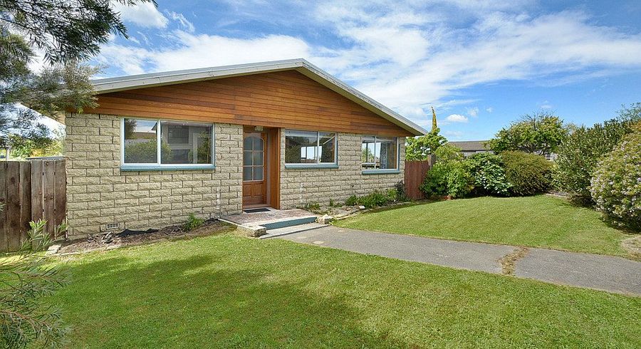  at 32 Estuary Crescent, Fairfield, Dunedin, Otago