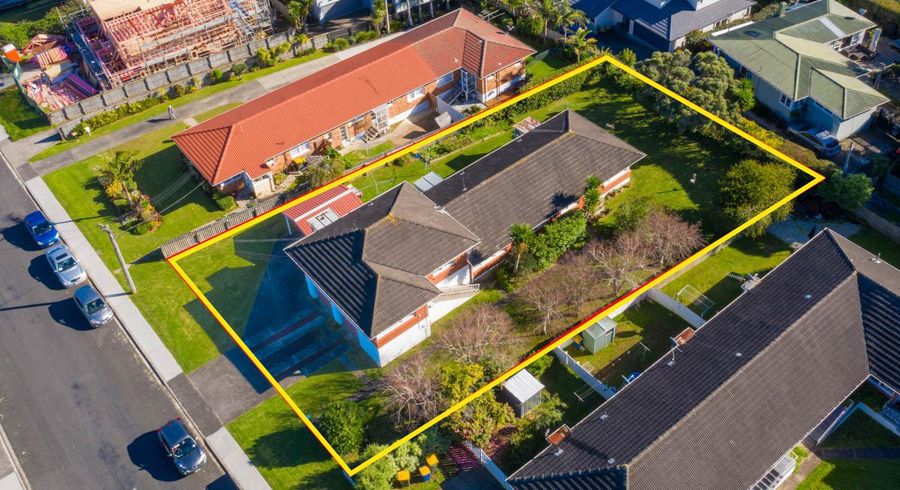  at 1 Marsh Avenue, Forrest Hill, North Shore City, Auckland