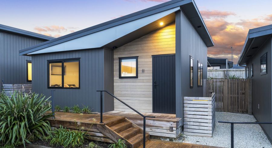  at 11 Patrick Rice Drive, Swanson, Waitakere City, Auckland